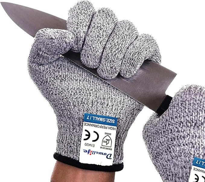 Anti cutting gloves